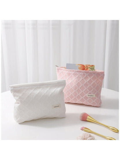 Cosbai - Embossed Square Pattern Zipper Makeup Bag