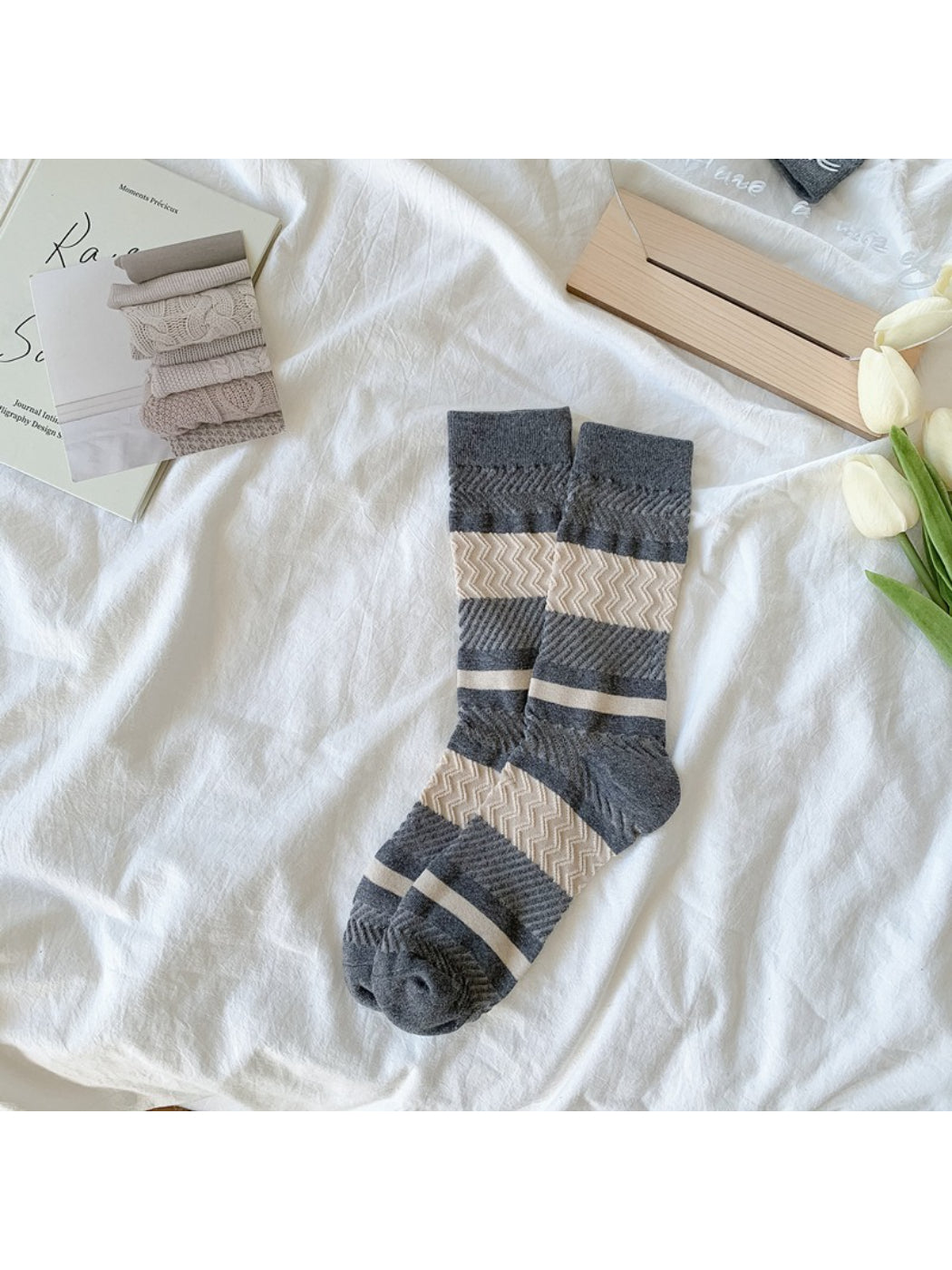 Rufia - Textured Zigzag Stripe Crew Socks