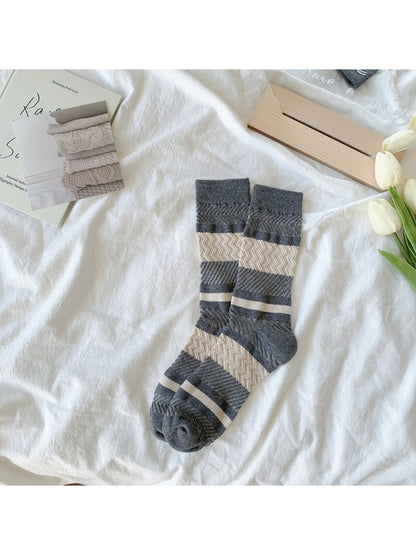 Rufia - Textured Zigzag Stripe Crew Socks