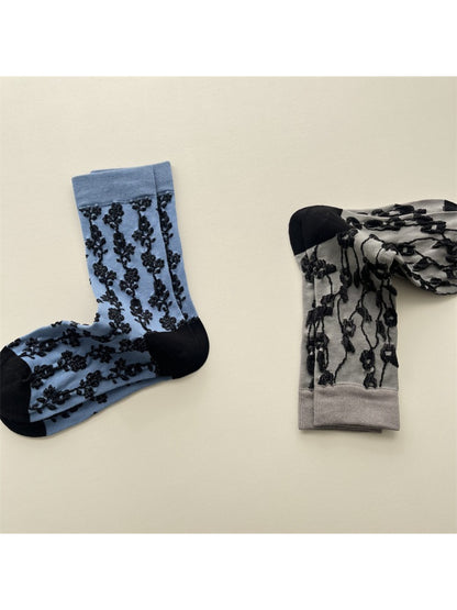 Rufia - Vine Stitch Pattern Crew Socks