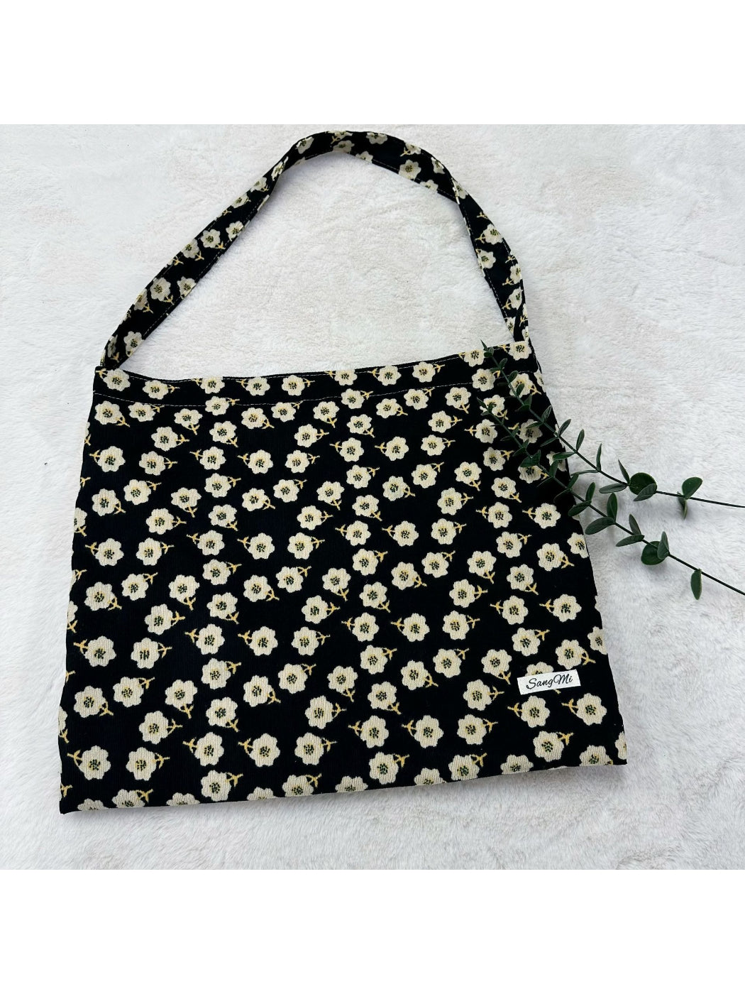 Cosbai - Floral Print Shoulder Bag