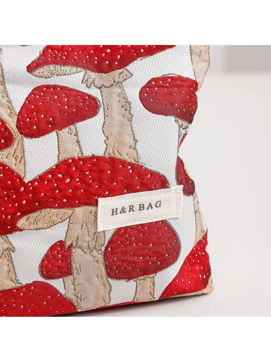Cosbai - Floral Mushroom Zippered Cosmetic Bag