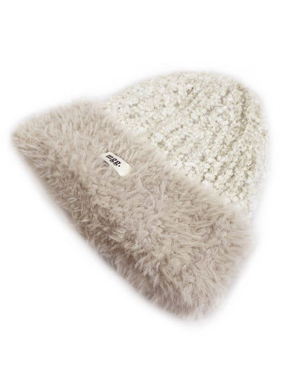 Haila – Fuzzy Contrast Trim Beanie