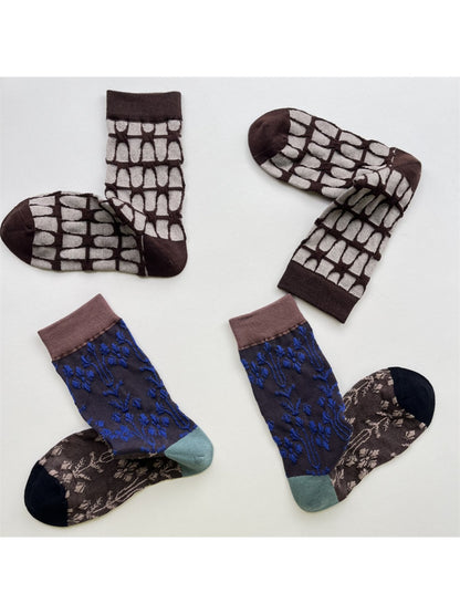 Rufia – Embossed Floral Geometric Mid-Calf Socks