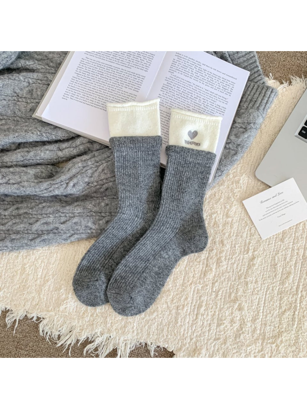 Rufia – Cozy Ribbed Crew Socks