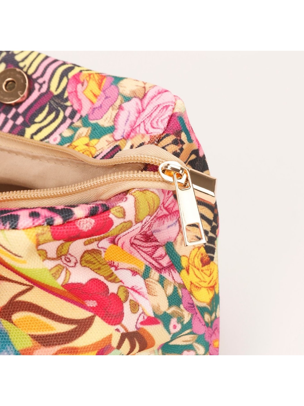Cosbai - Art Floral Pattern Clutch Bag