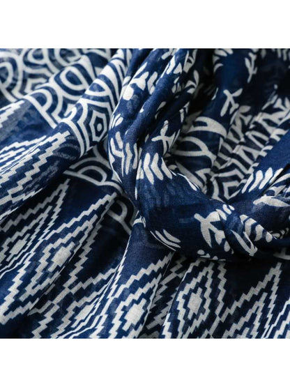 Scarvii - Classic Botanical Pattern Print Scarf