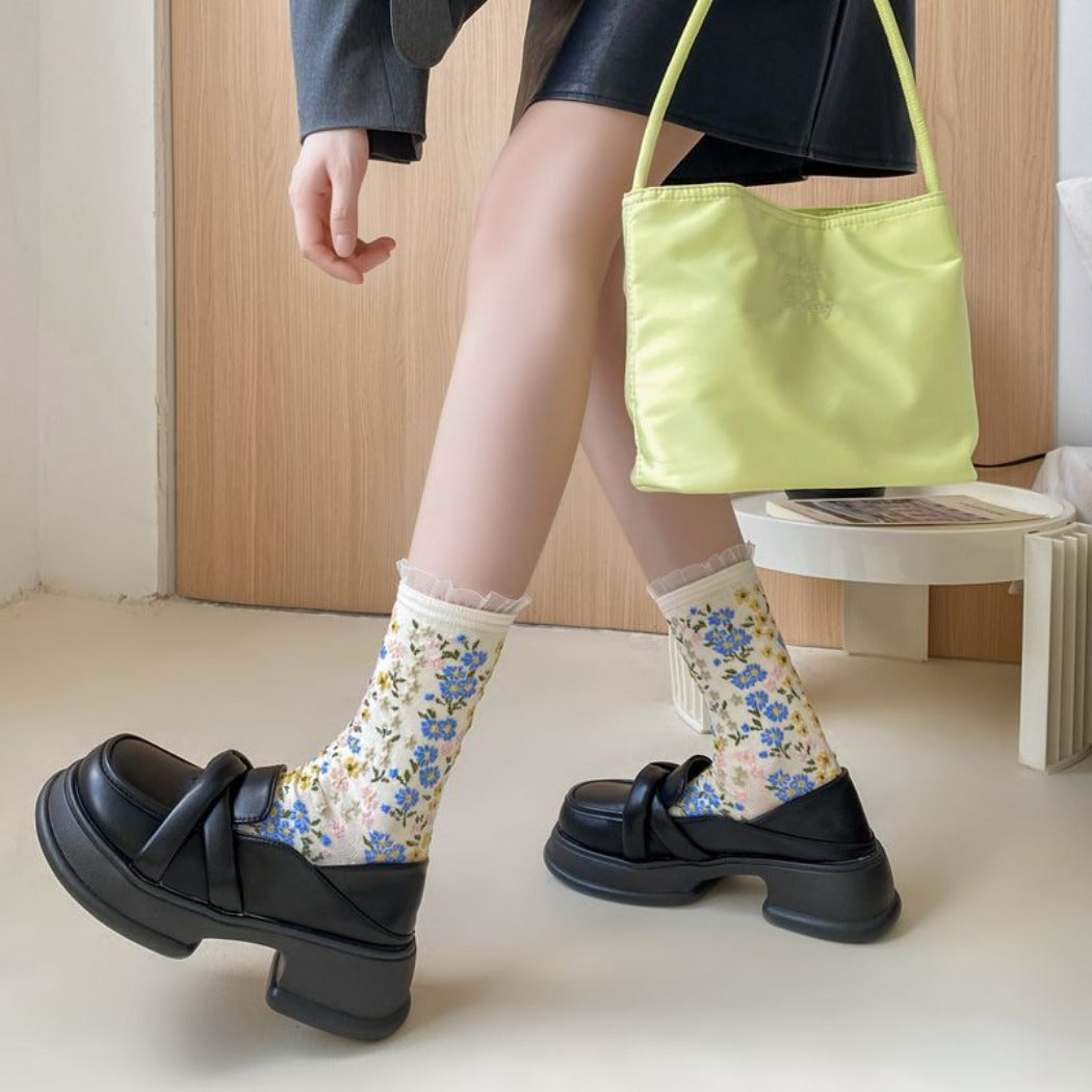 Rufia - Floral Lace Mid-calf Socks - Delicate & Vintage