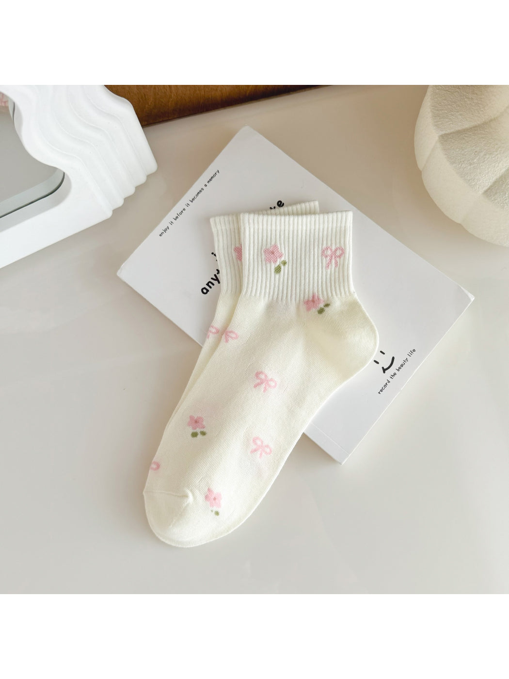 Rufia - Sweet Floral Bow Ankle Socks product image 5
