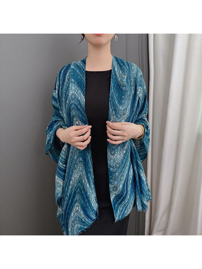 Scarvii - Geometric Gradient Pattern Long Scarf