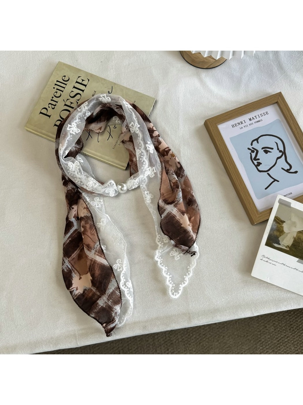 Scarvii - Fresh Floral Pattern Lace Scarf