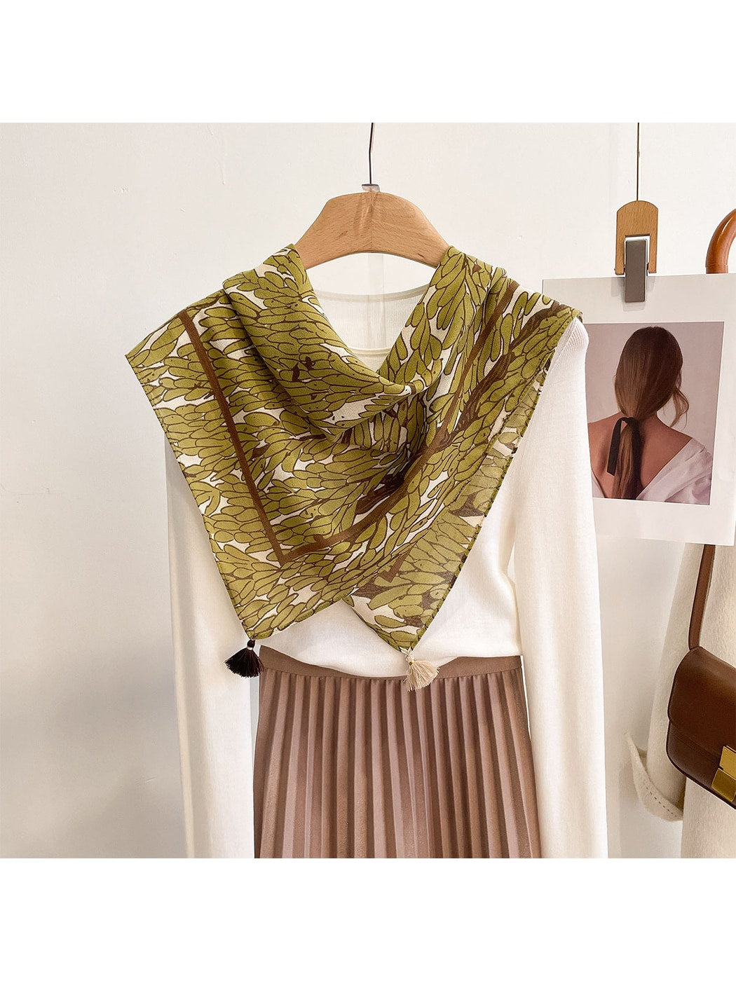 Scarvii - Green Botanical Print Tassel Square Scarf