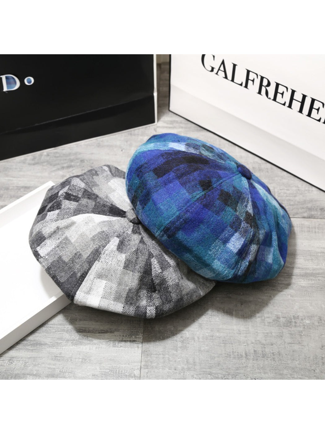 Haila - Colorblock Plaid Beret