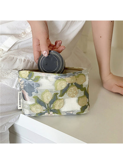 Cosbai - Floral Print Zippered Makeup Bag