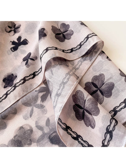 Scarvii - Ink Style Floral and Bow Pattern Square Scarf