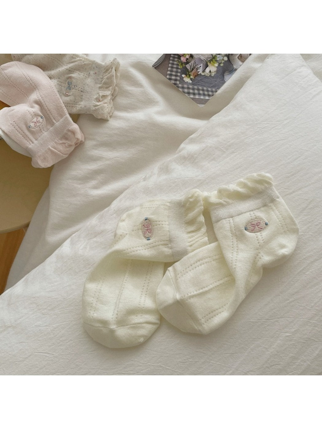 Rufia - Sweet Bow Pattern Frilly Ankle Socks