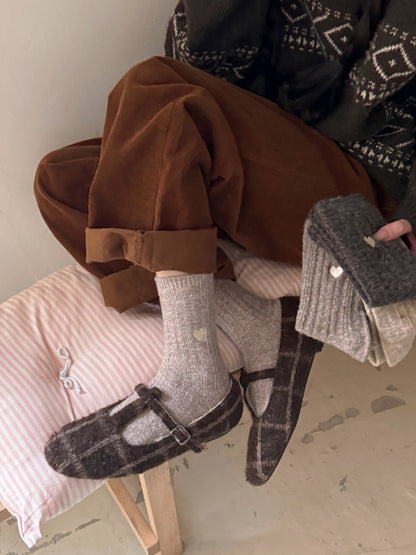 Rufia – Heart Detail Ribbed Crew Socks