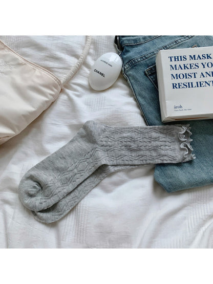 Rufia - Mesh Lace Ruffle Cuff Crew Socks