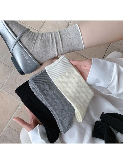 Rufia - Minimalist Clover Openwork Detail Crew Socks