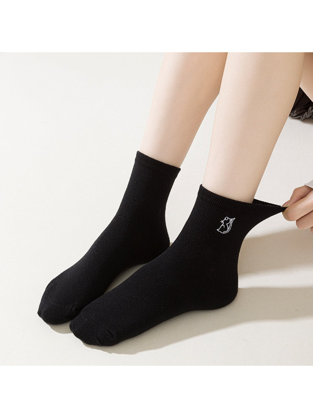 Rufia - Line Art Cat Crew Socks product image 2