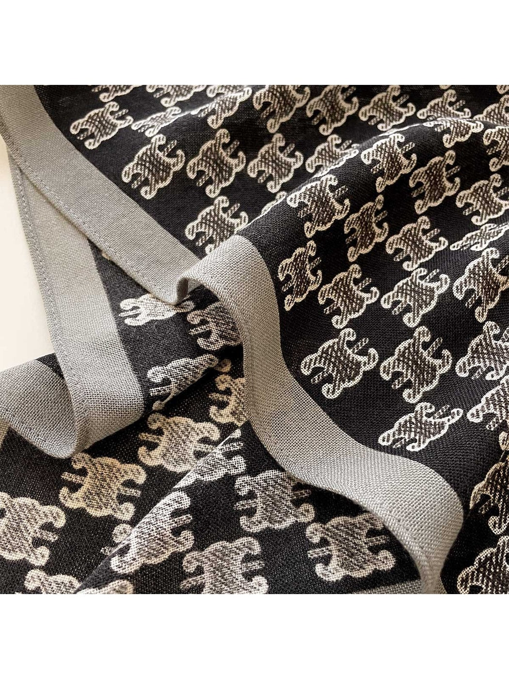 Scarvii - Retro Printed Tassel Detail Square Scarf