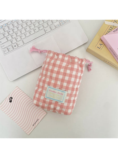Cosbai - Gingham Padded Drawstring Pouch Bag