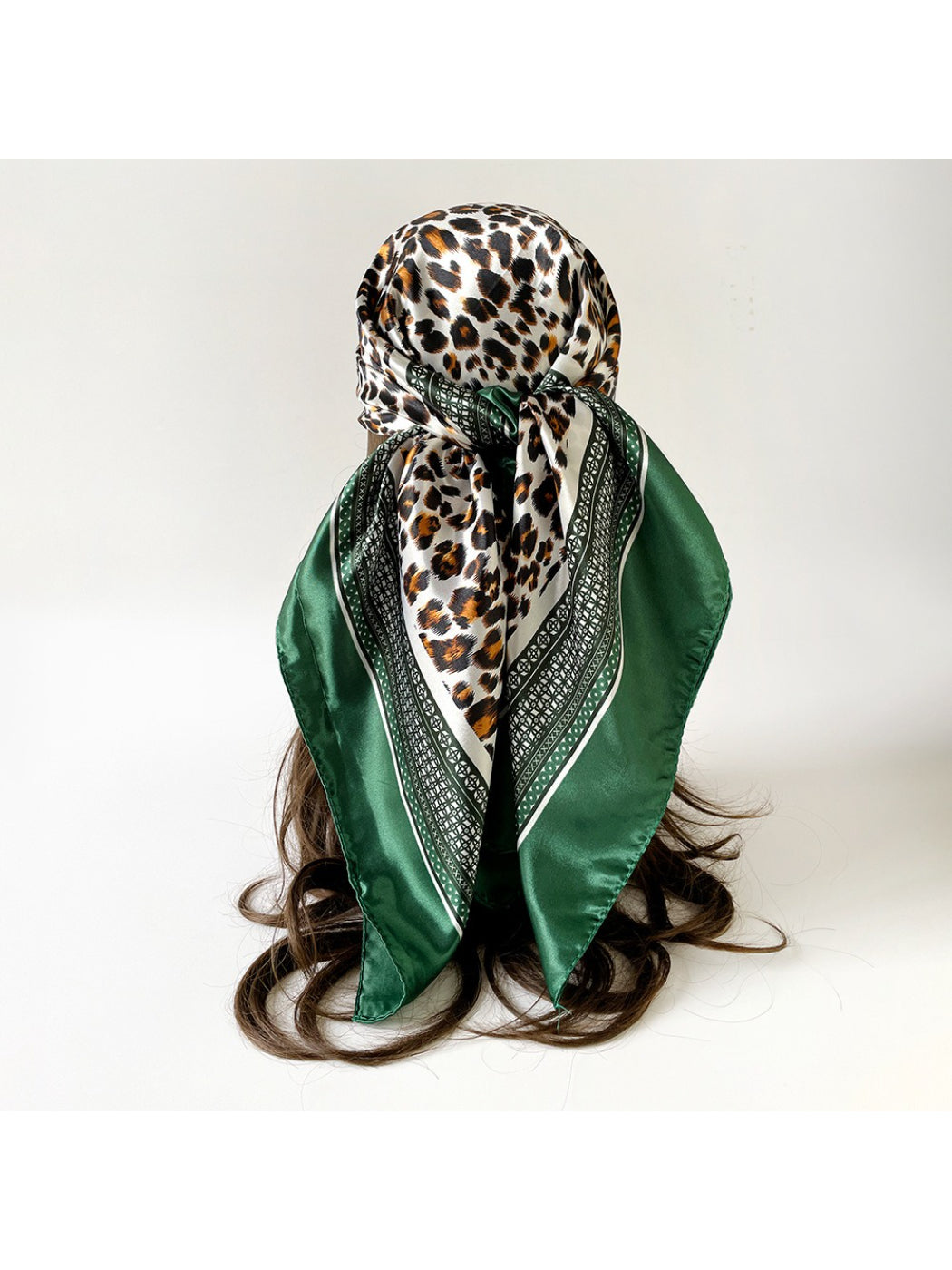 Scarvii - Leopard Border Accent Square Scarf