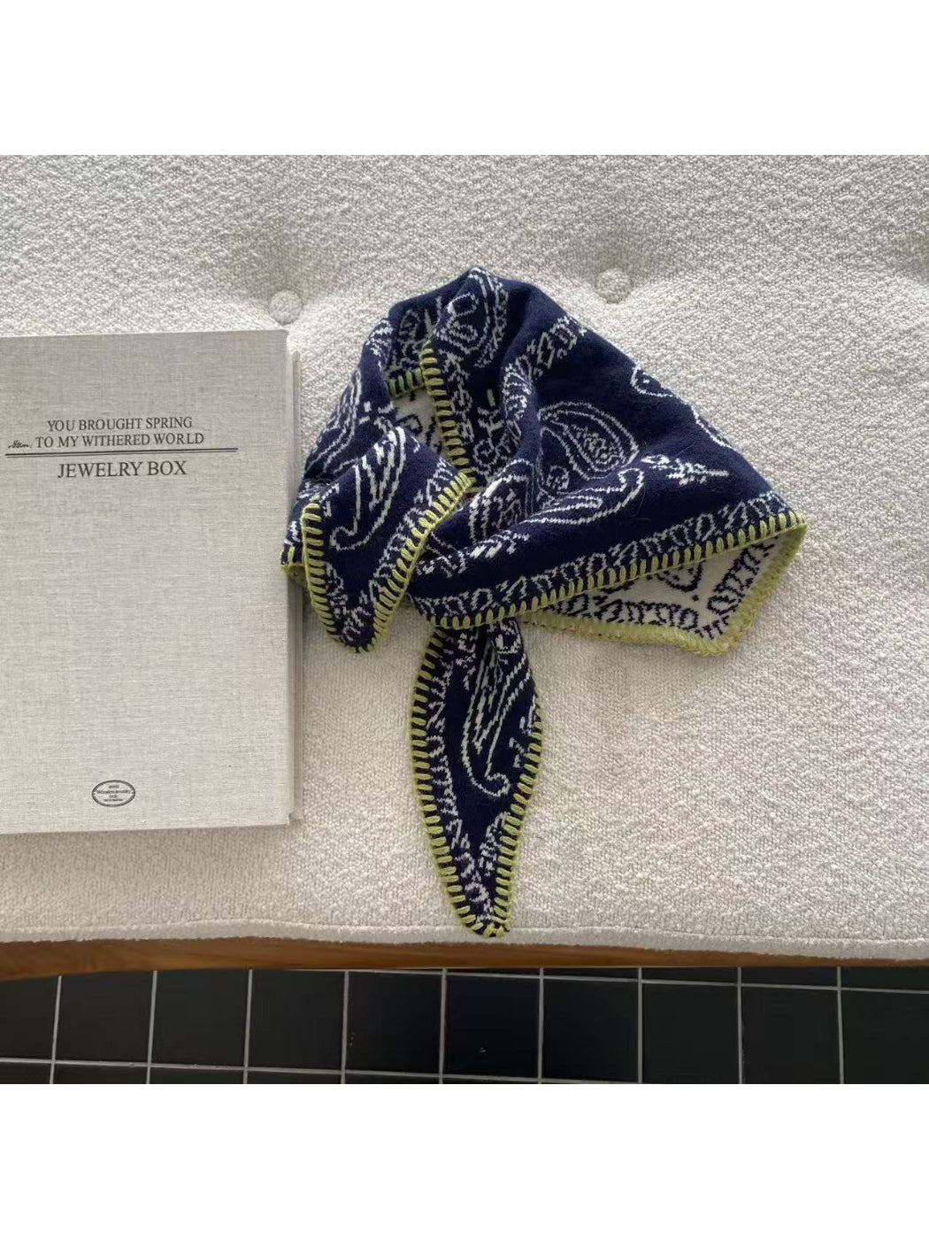 Scarvii - Paisley Contrast Stitch Trim Bandana Scarf