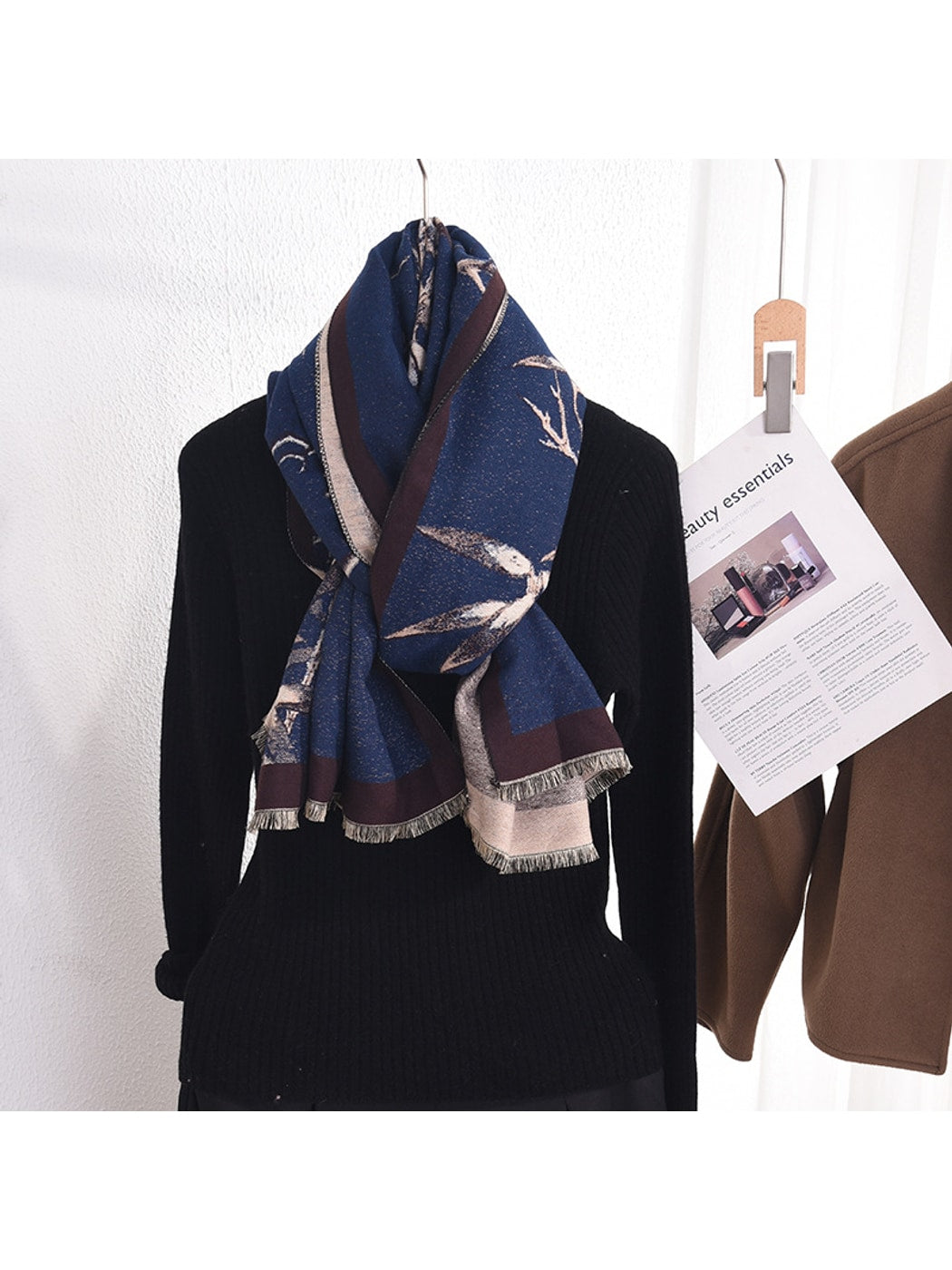 Scarvii - Long Branch Motif Fashion Scarf