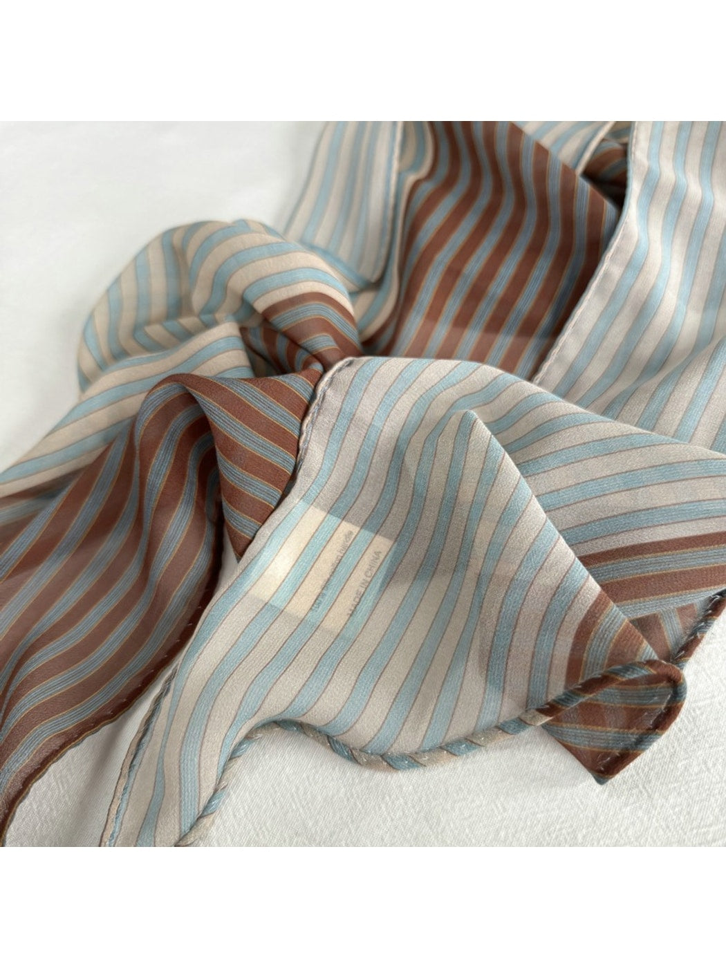 Scarvii - Lightweight Printed Scarf for Everyday Styling
