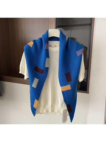 Scarvii - Geometric Block Triangle Knit Scarf