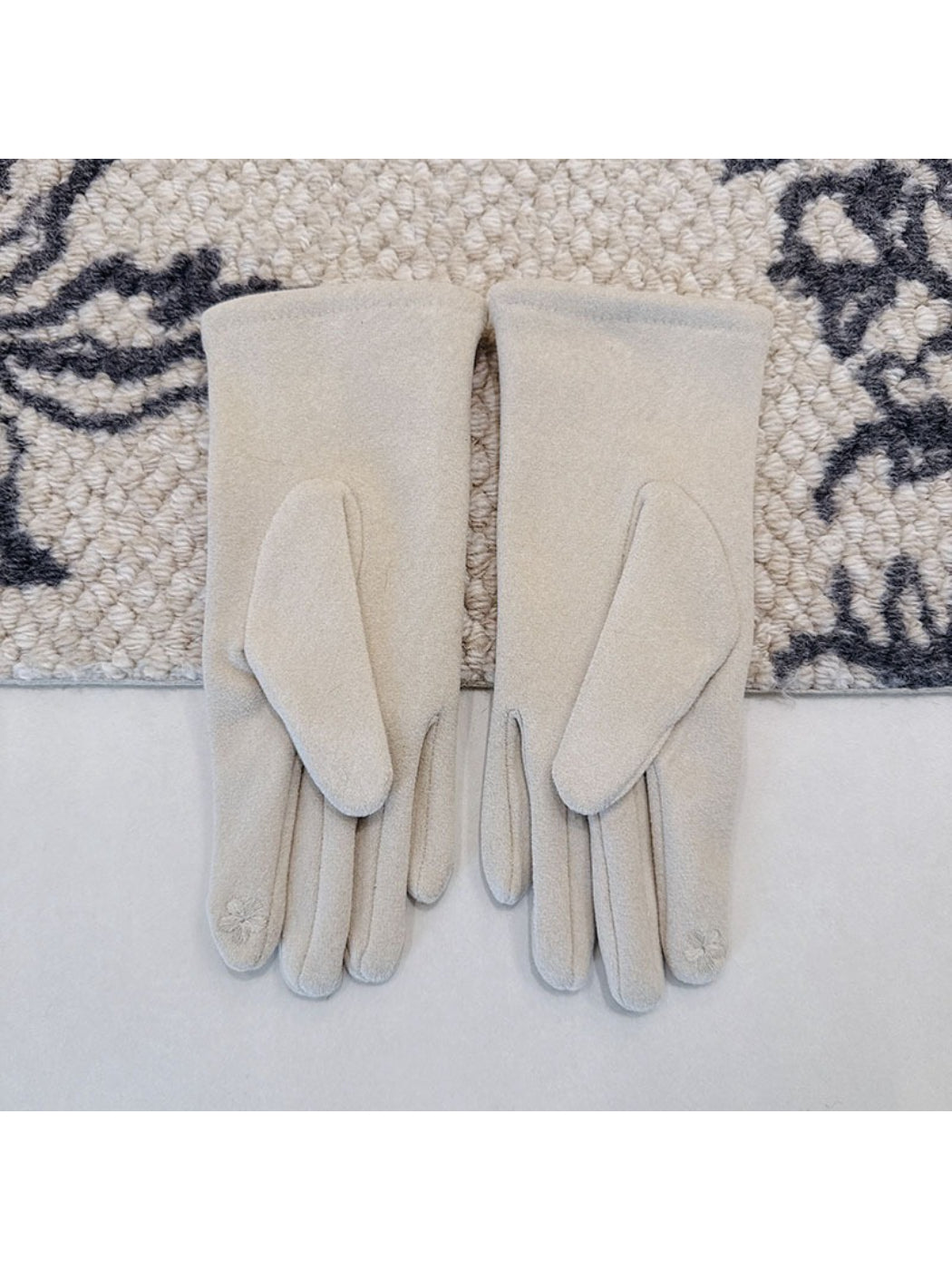 Gloving - Trim Touchscreen Winter Gloves
