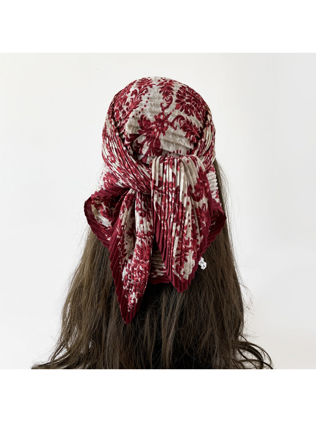 Scarvii - Abstract Leaf Pleated Scarf