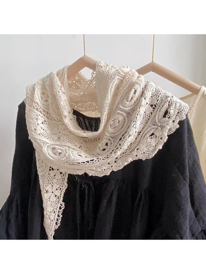 Scarvii - Bohemian Openwork Flower Triangle Scarf