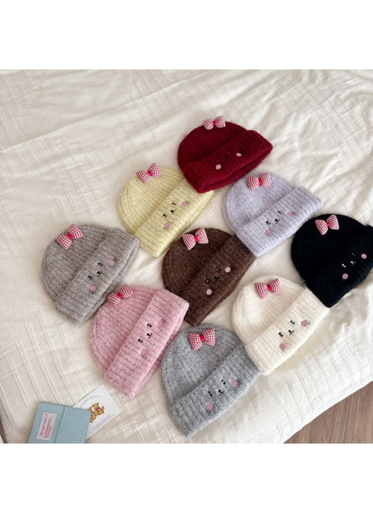 Haila - Cat Face Knit Beanie with Gingham Bow