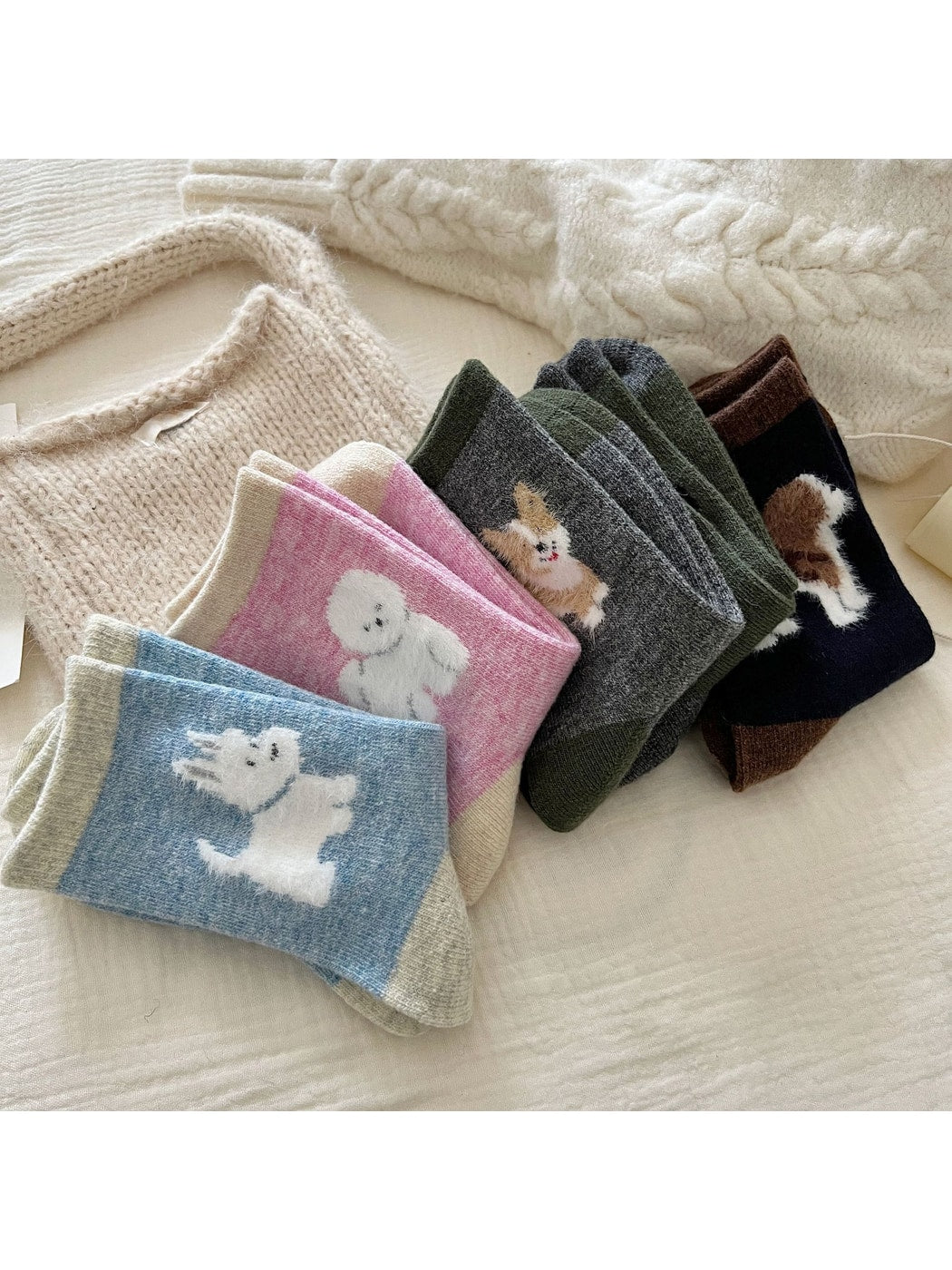 Rufia - Playful Dog Motif Colorblock Crew Socks