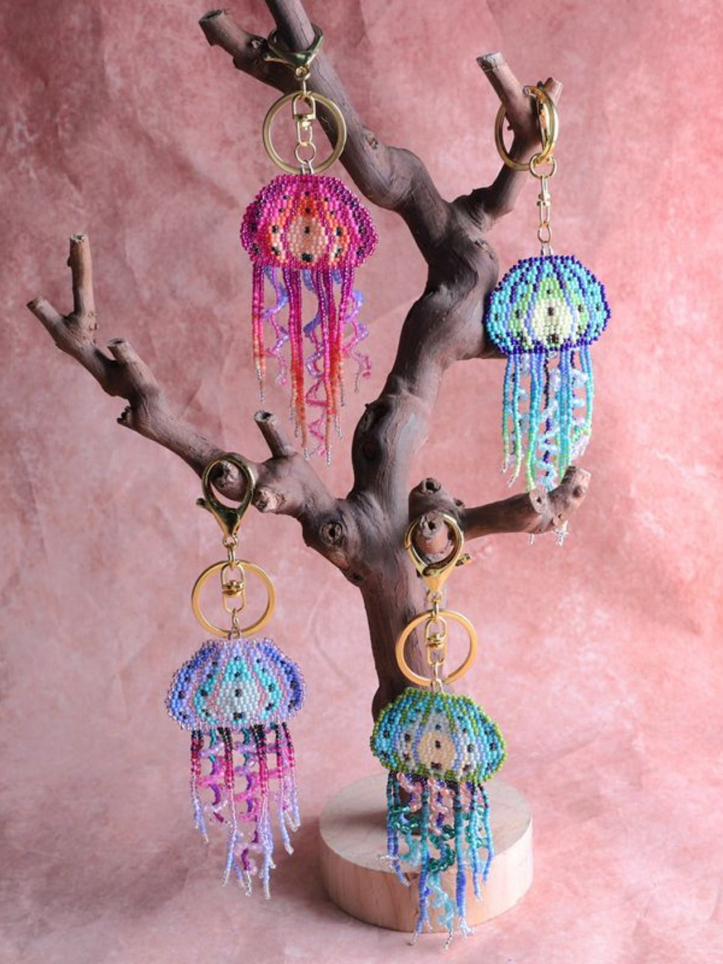 Koco Beaded Jellyfish Tassel Keychain Charm for gift accessory