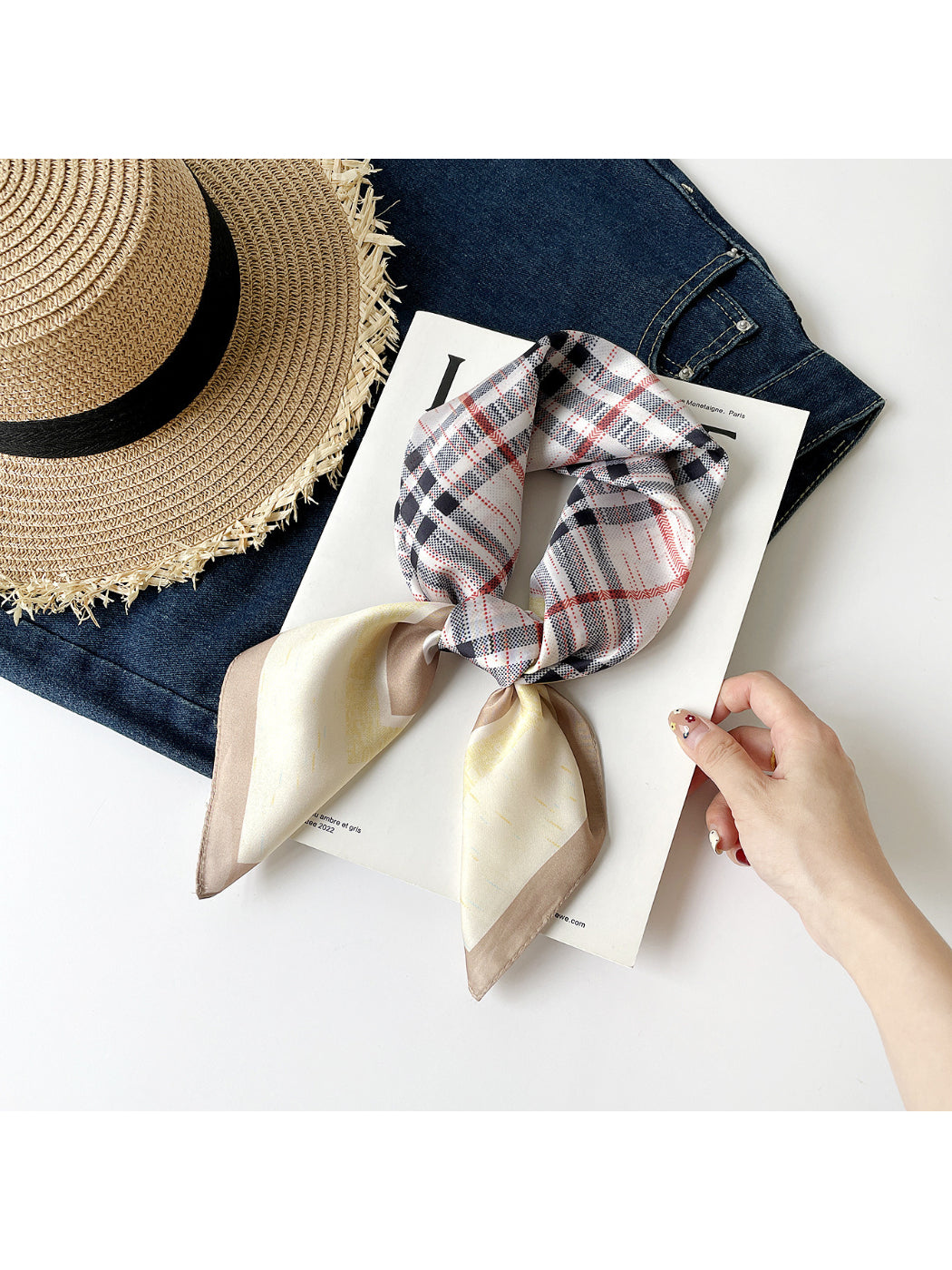 Scarvii - Plaid Print Square Scarf