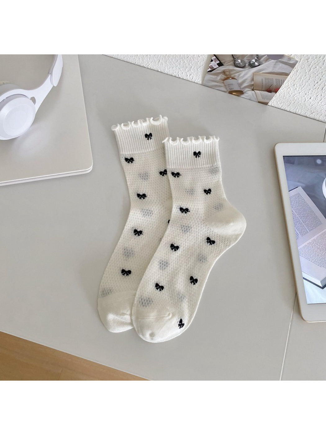 Rufia Mesh Bow Ruffle Crew Socks product image 3