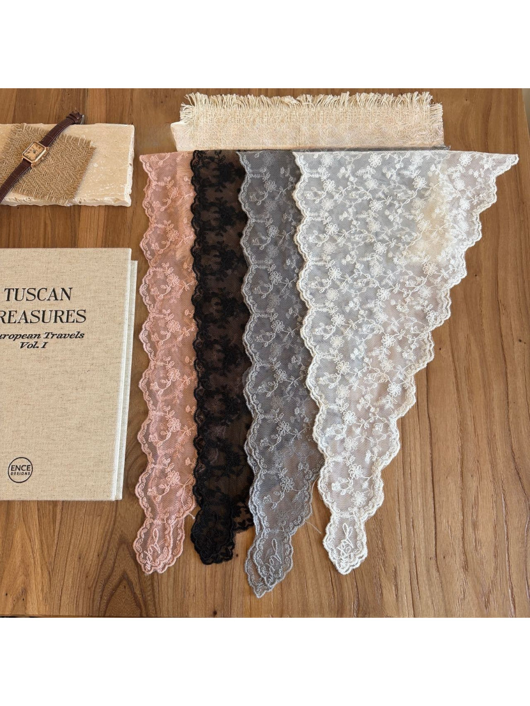 Scarvii Floral Lace Triangle Scarf product image
