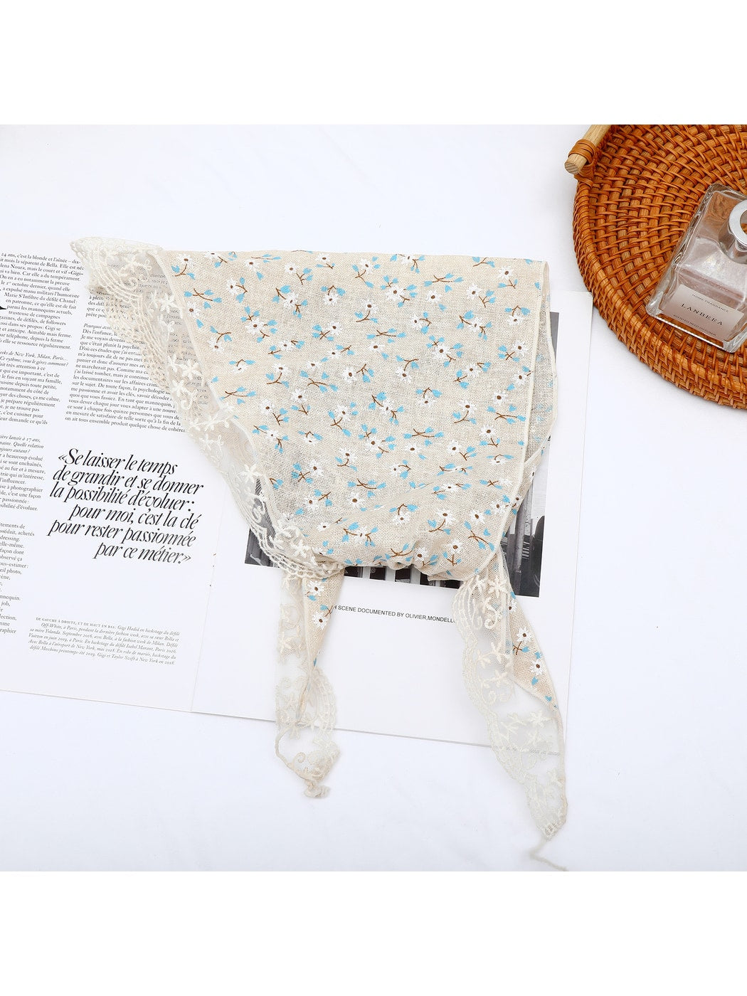 Scarvii - Pastoral Floral Print Triangle Bandana