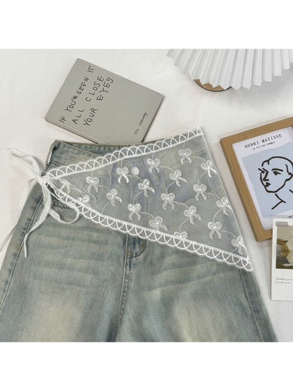 Scarvii - White Floral Lace Triangle Scarf