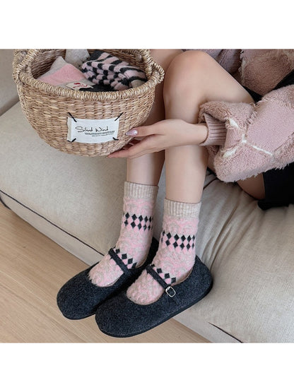 Rufia – Cozy Colorblock Crew Socks