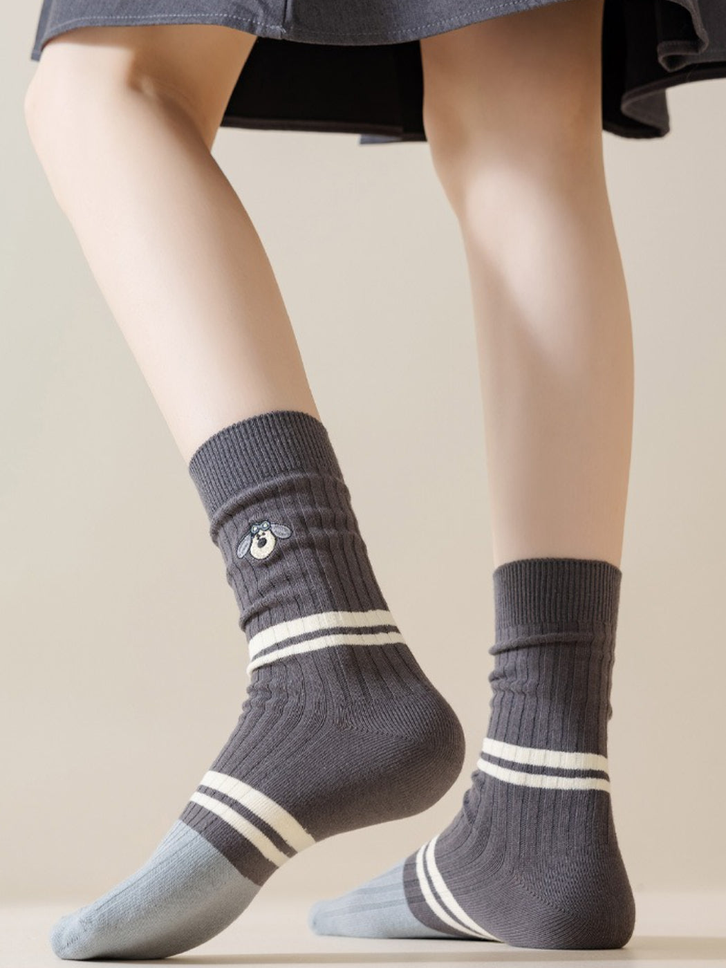 Rufia - Winter Mid-Calf Socks with Puppy & Letter Embroidered