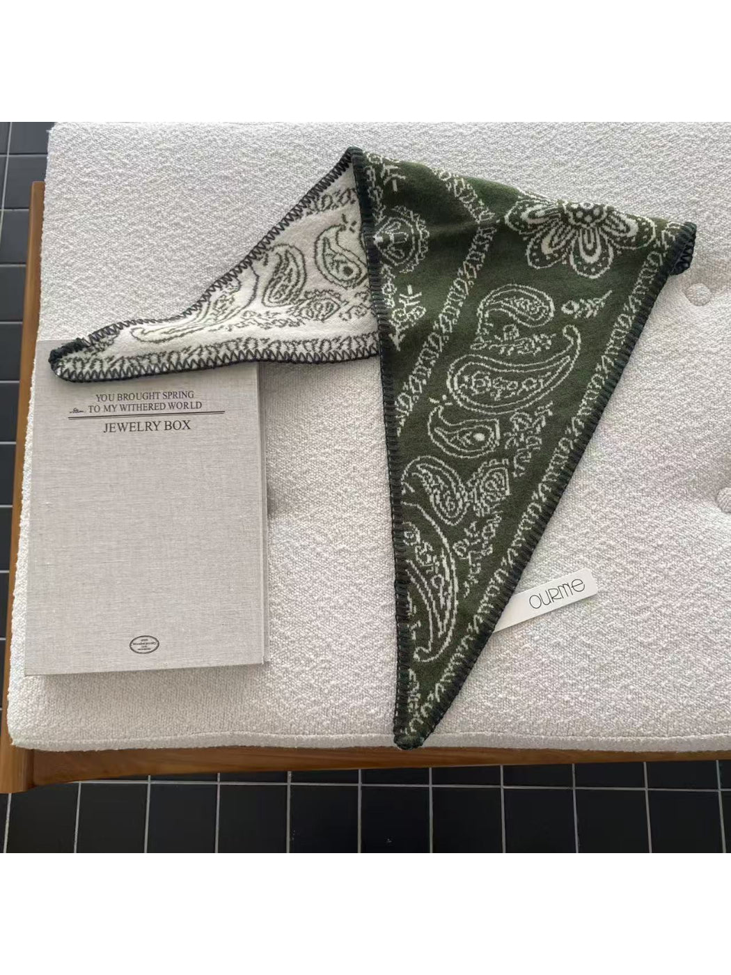 Scarvii - Paisley Contrast Stitch Trim Bandana Scarf