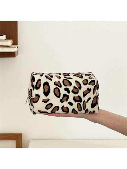 Cosbai - Leopard Print Zippered Rectangular Makeup Bag