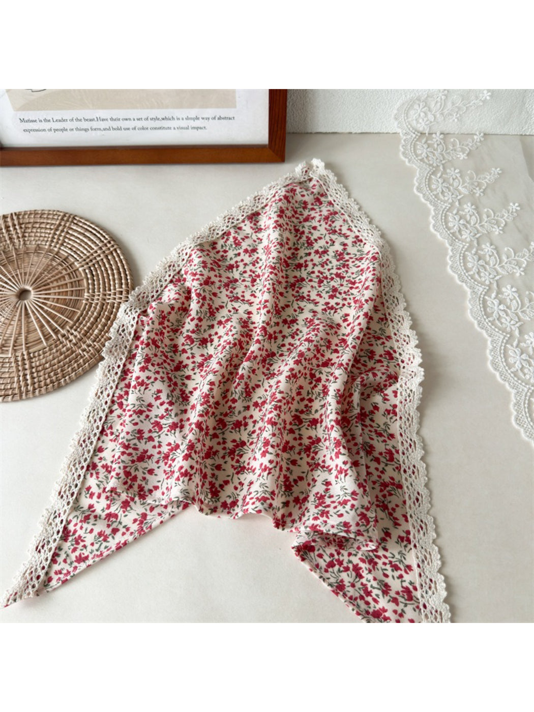Scarvii - Ditsy Floral Lace Trim Triangle Scarf