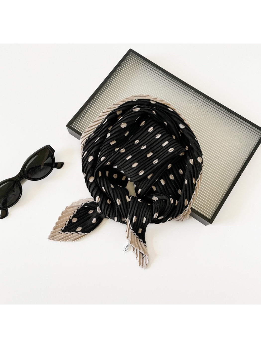 Scarvii - Polka Dot Pleated Scarf