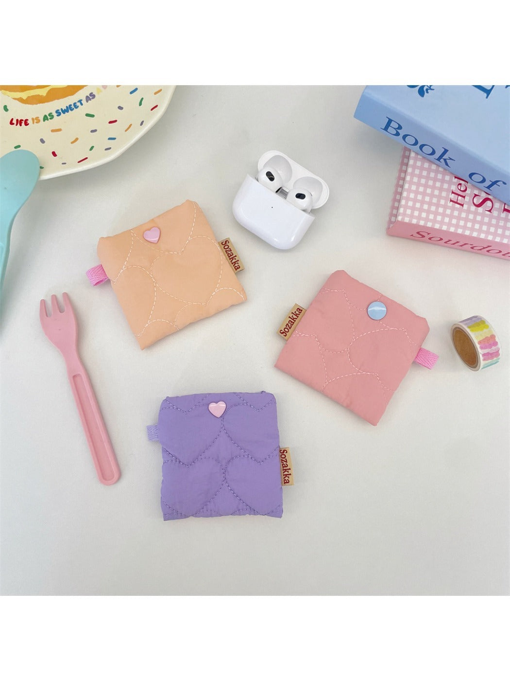 Cosbai - Mini Heart-Patterned Earphone Pouch