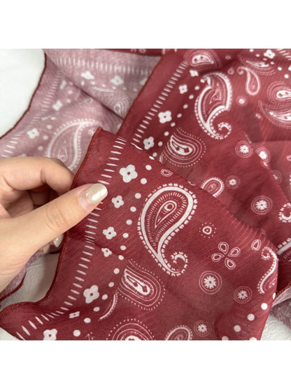 Scarvii - Paisley Print Triangle Bandana Scarf